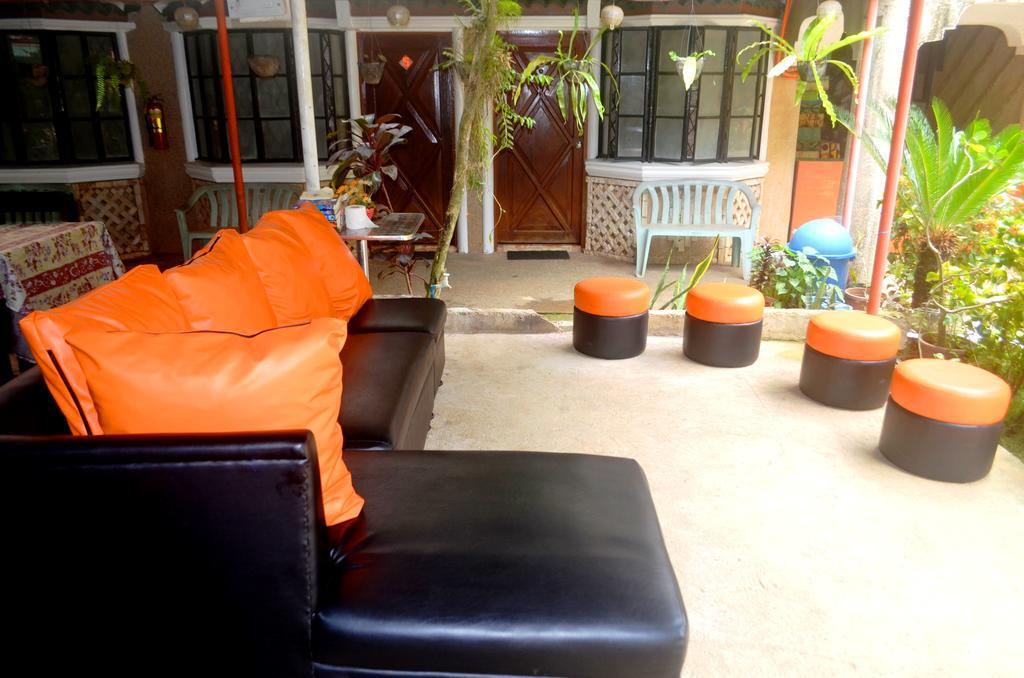 Airportside Inn Puerto Princesa Exterior foto
