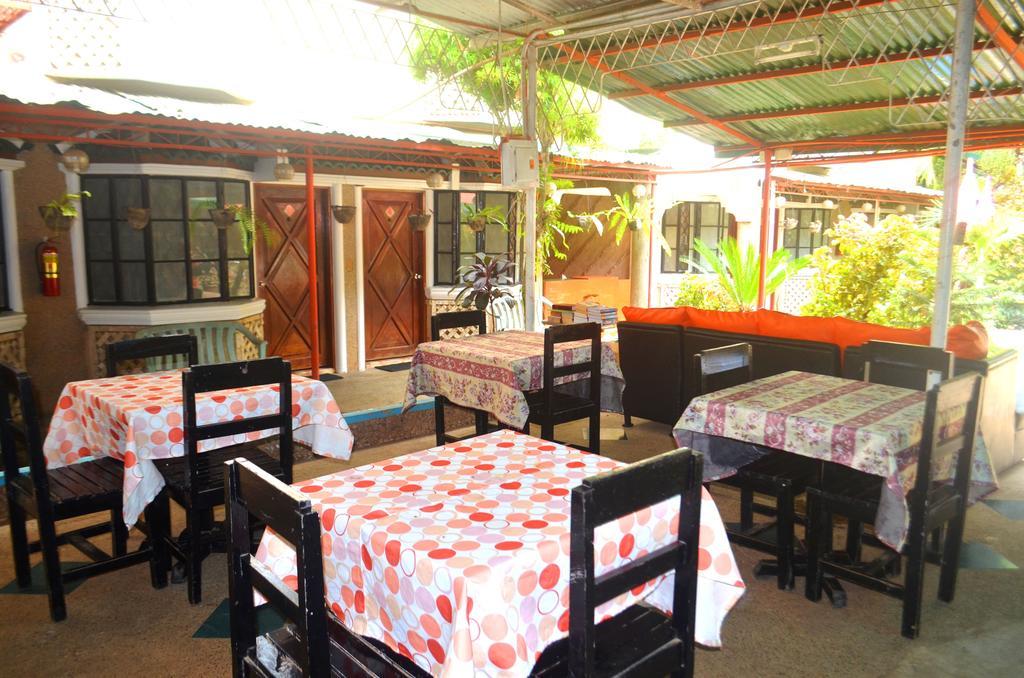 Airportside Inn Puerto Princesa Exterior foto
